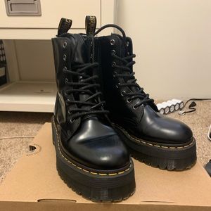 *SOLD* NEW Jadon Dr Martens